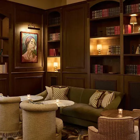 The Hoxton, Hotel 4*