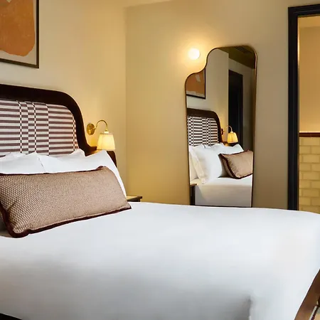 Szálloda The Hoxton, 4*