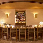 The Hoxton, מלון